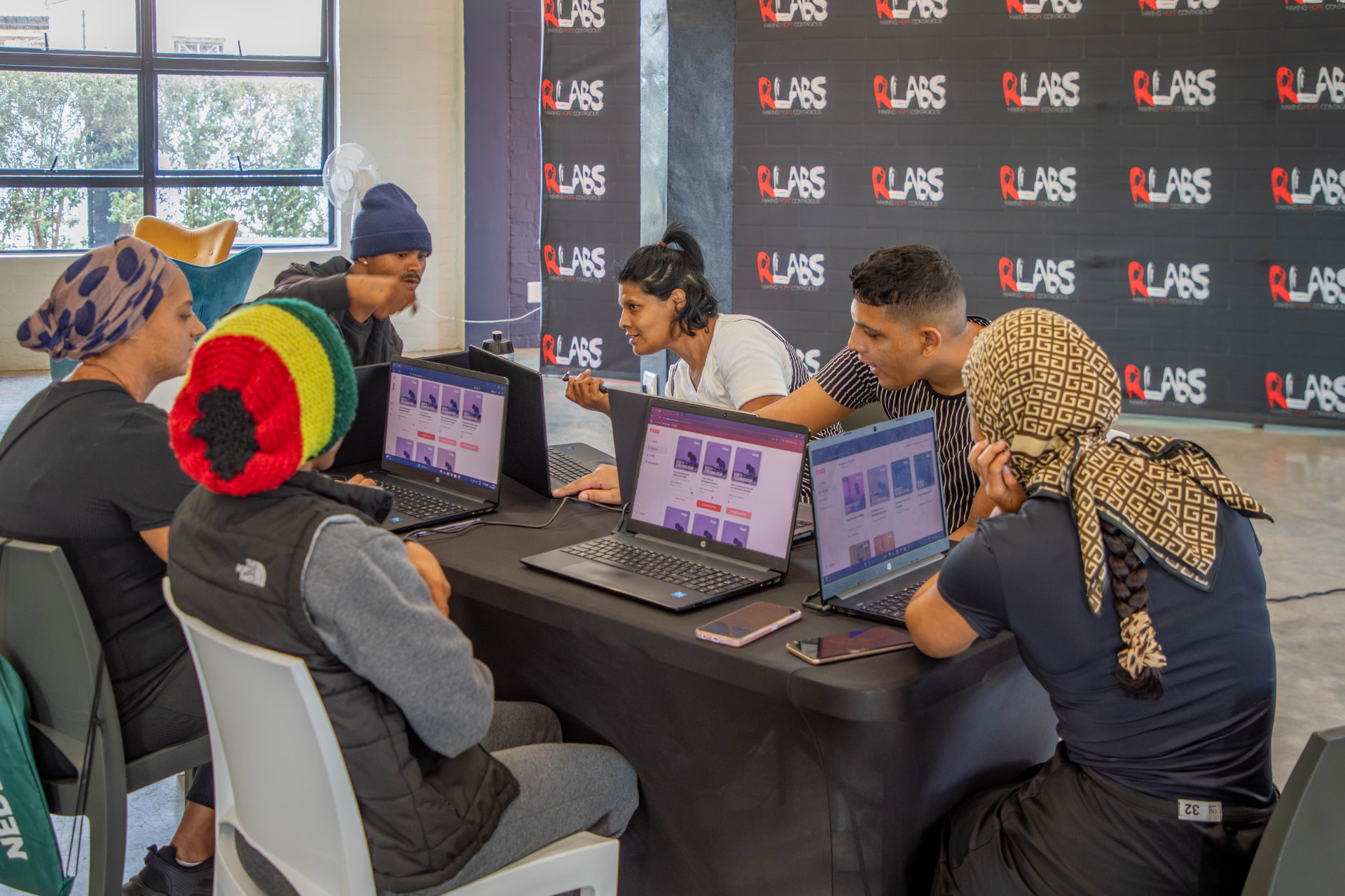 Unemployed youth in a FRED programme